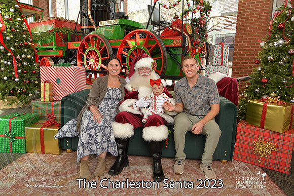 TheCharlestonSanta-12-10-23-2187