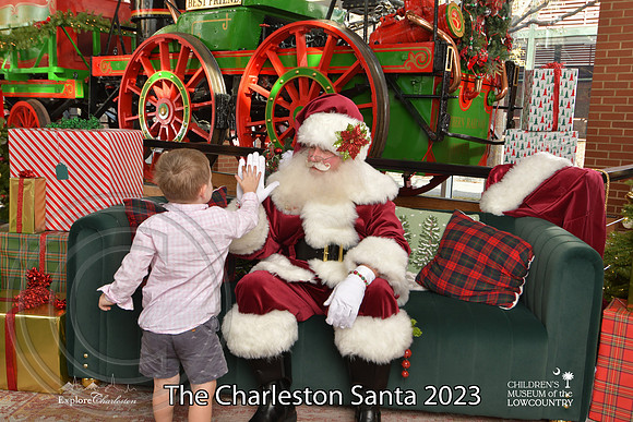 TheCharlestonSanta-12-10-23-2210