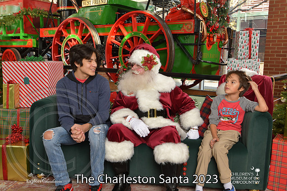 TheCharlestonSanta-12-10-23-2213