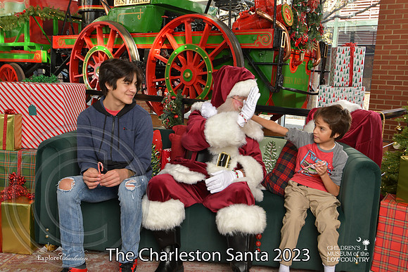 TheCharlestonSanta-12-10-23-2215