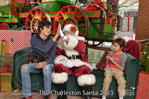 TheCharlestonSanta-12-10-23-2216