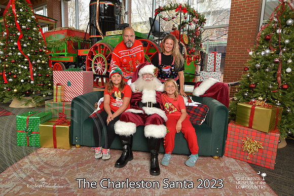 TheCharlestonSanta-12-10-23-2232