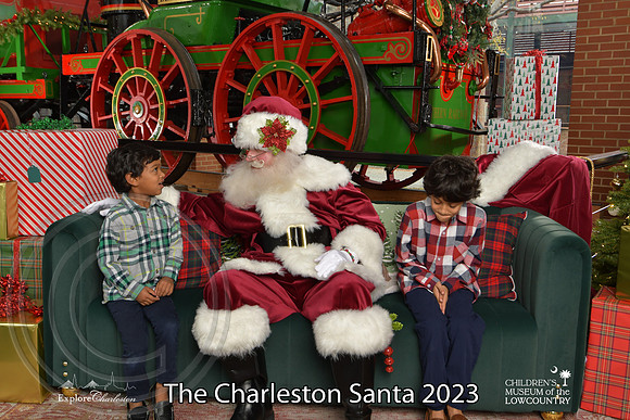 TheCharlestonSanta-12-10-23-2242