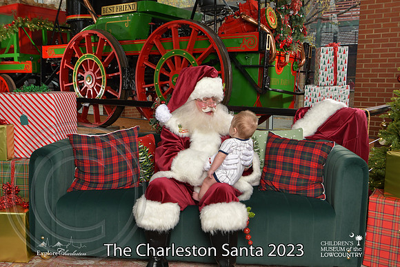 TheCharlestonSanta-12-10-23-2260