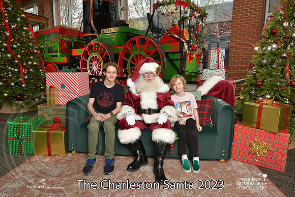 TheCharlestonSanta-12-10-23-2263