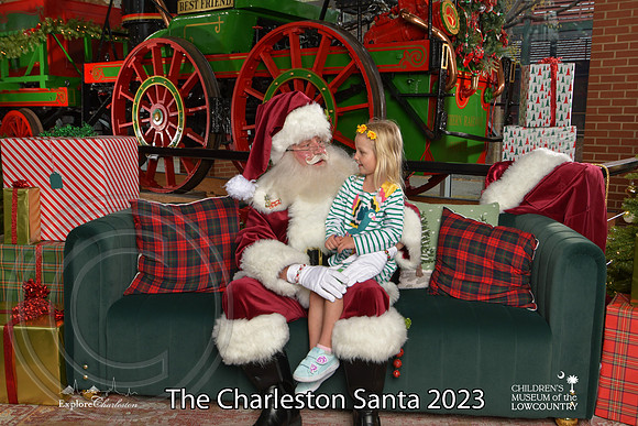 TheCharlestonSanta-12-10-23-2274