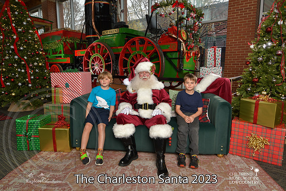TheCharlestonSanta-12-10-23-2278