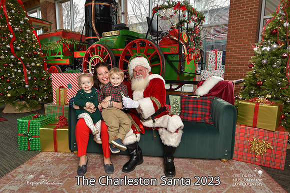 TheCharlestonSanta-12-16-23-2414