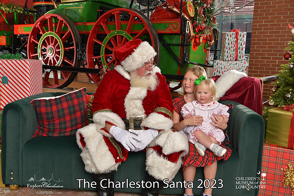 TheCharlestonSanta-12-16-23-2420