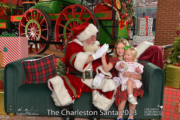 TheCharlestonSanta-12-16-23-2422