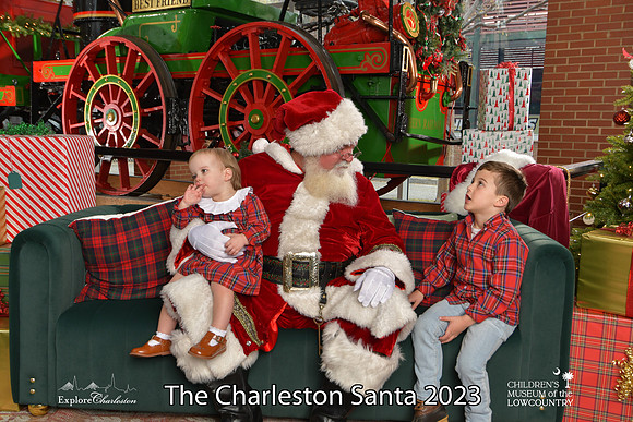 TheCharlestonSanta-12-16-23-2427