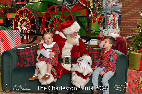 TheCharlestonSanta-12-16-23-2428