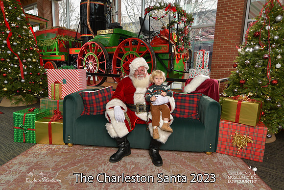 TheCharlestonSanta-12-16-23-2430