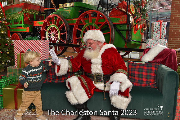 TheCharlestonSanta-12-16-23-2434