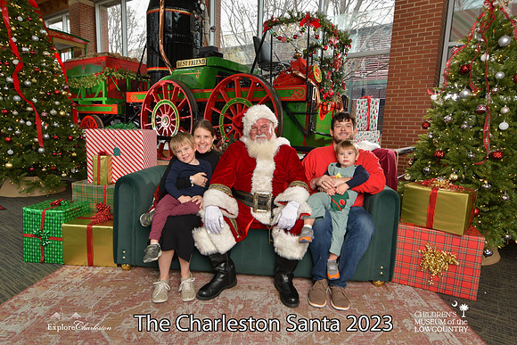 TheCharlestonSanta-12-16-23-2436