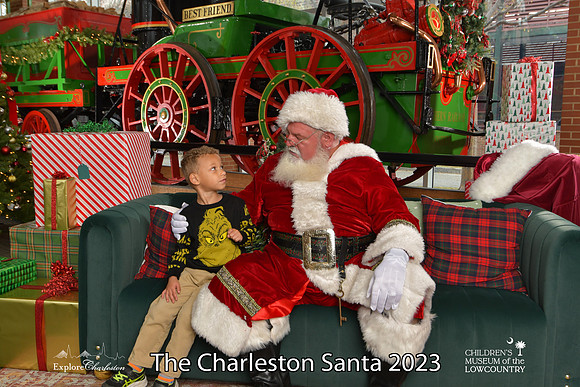 TheCharlestonSanta-12-16-23-2442