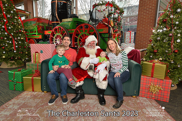 TheCharlestonSanta-12-16-23-2445