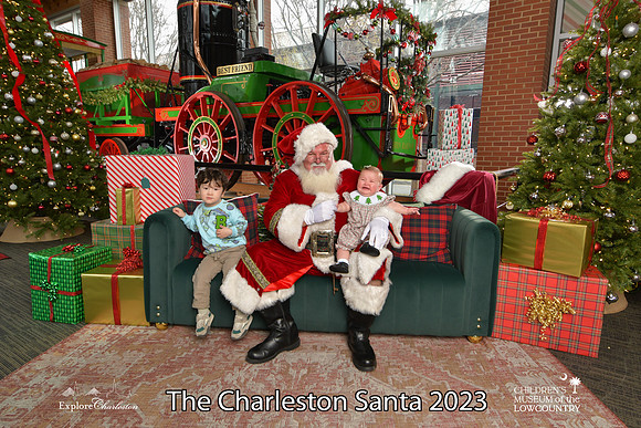 TheCharlestonSanta-12-16-23-2449