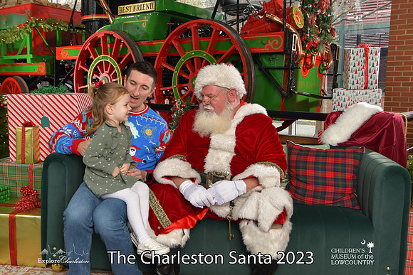 TheCharlestonSanta-12-16-23-2461