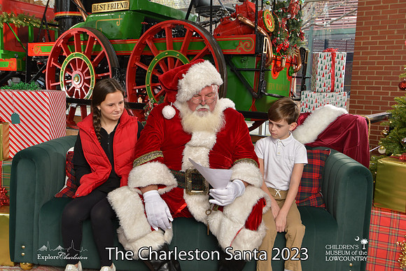 TheCharlestonSanta-12-16-23-2471