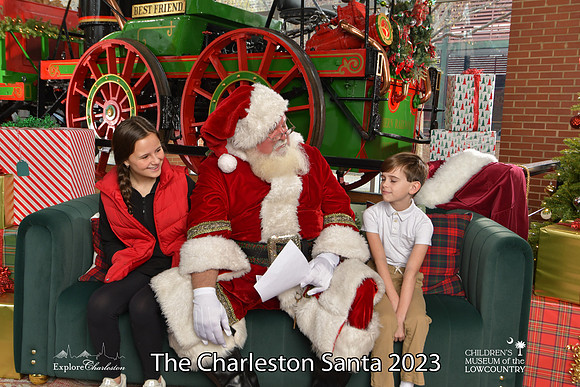 TheCharlestonSanta-12-16-23-2472