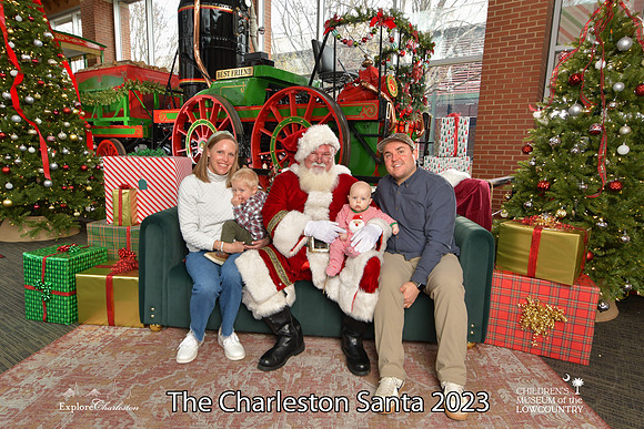 TheCharlestonSanta-12-16-23-2477