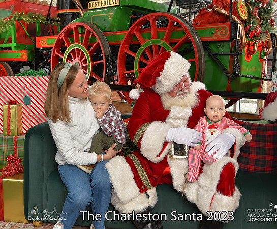 TheCharlestonSanta-12-16-23-2478