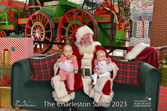 TheCharlestonSanta-12-16-23-2482
