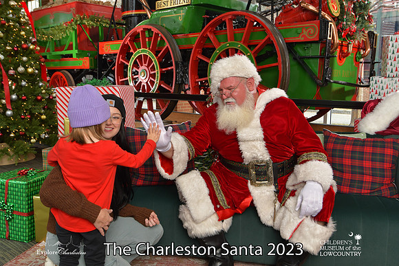 TheCharlestonSanta-12-16-23-2488