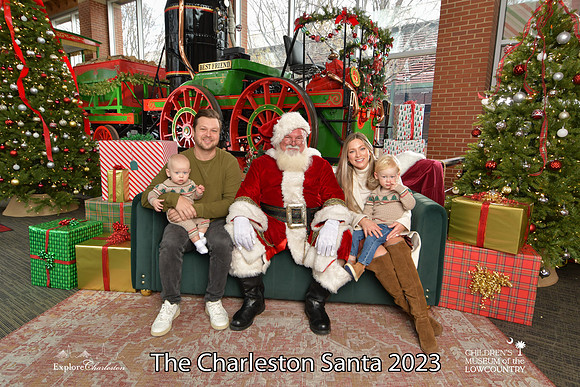 TheCharlestonSanta-12-16-23-2489