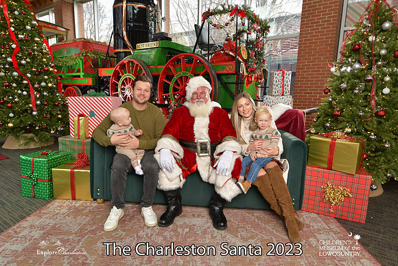 TheCharlestonSanta-12-16-23-2491