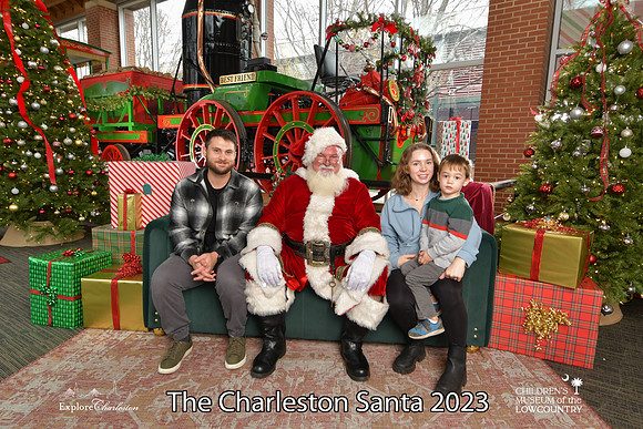TheCharlestonSanta-12-16-23-2505