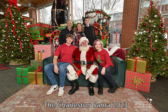 TheCharlestonSanta-12-16-23-2514