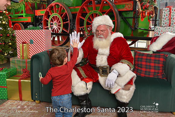 TheCharlestonSanta-12-16-23-2534