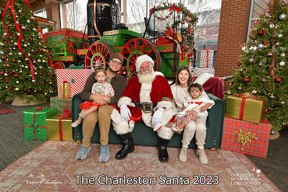 TheCharlestonSanta-12-16-23-2535