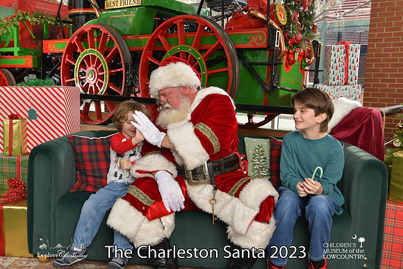 TheCharlestonSanta-12-16-23-2544