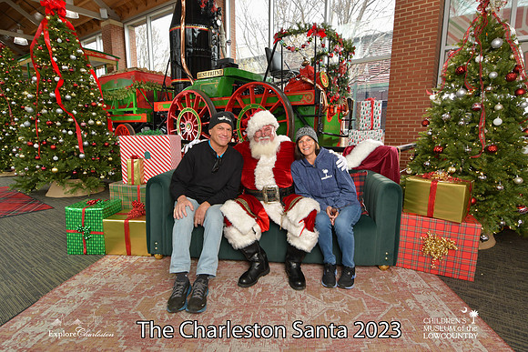 TheCharlestonSanta-12-16-23-2547