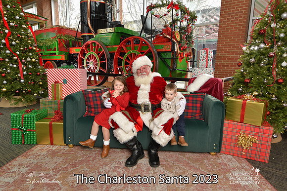 TheCharlestonSanta-12-16-23-2548