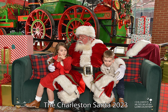 TheCharlestonSanta-12-16-23-2550