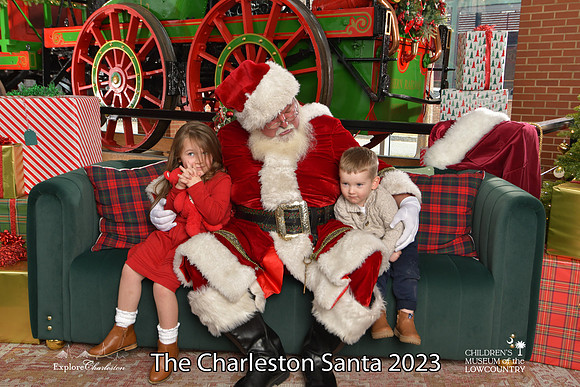 TheCharlestonSanta-12-16-23-2551