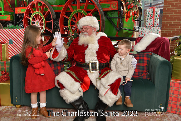 TheCharlestonSanta-12-16-23-2553