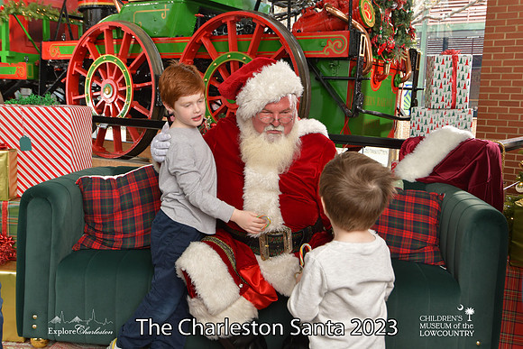 TheCharlestonSanta-12-16-23-2561