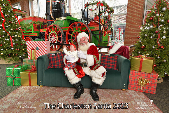 TheCharlestonSanta-12-16-23-2563