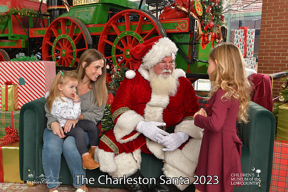 TheCharlestonSanta-12-16-23-2575