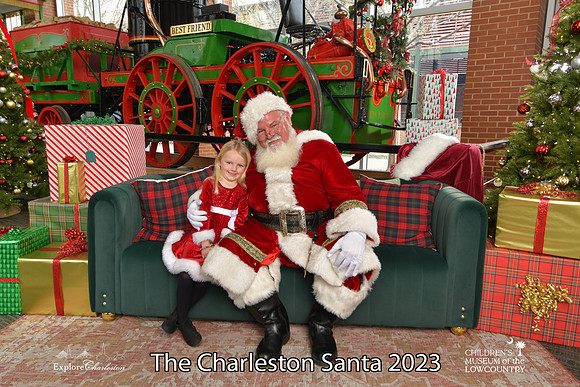 TheCharlestonSanta-12-16-23-2581