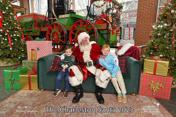 TheCharlestonSanta-12-16-23-2591