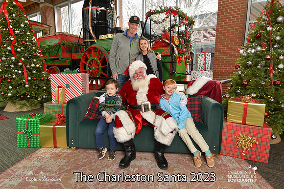 TheCharlestonSanta-12-16-23-2592