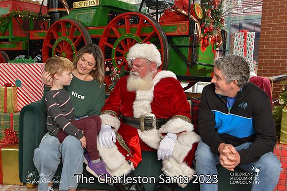 TheCharlestonSanta-12-16-23-2600