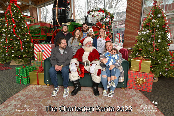 TheCharlestonSanta-12-16-23-2603