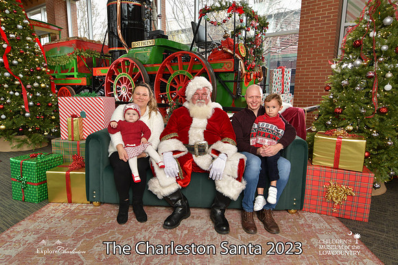 TheCharlestonSanta-12-16-23-2608